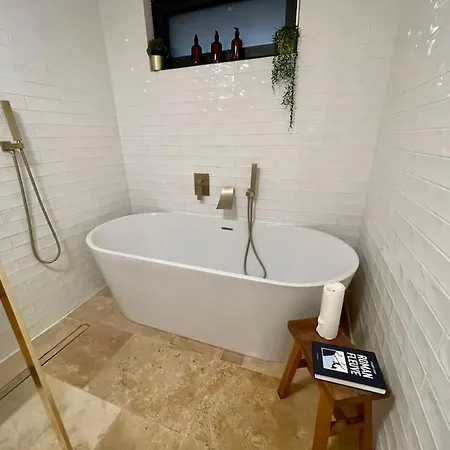 Maison Avec Piscine, Sud Villa *